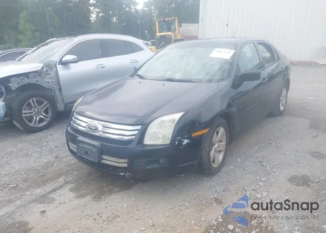 2008 Ford Fusion Se z USA, uszkodzony, nr VIN 3FAHP07158R269755